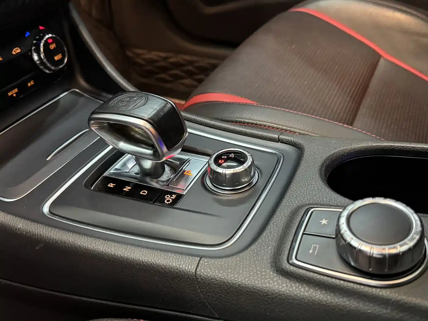 Mercedes-Benz A-Class AMG (Import) 2016 AMG A 45 4MATIC фото 18
