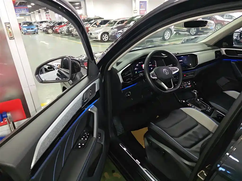 Volkswagen Tayron GTE Plug-in Hybrid 2020 1.4T Premium фото 16
