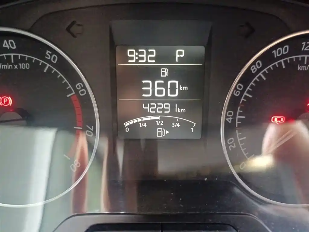 Škoda Skoda Rapid Spaceback 2014 1.6L Automatic致享版 фото 5