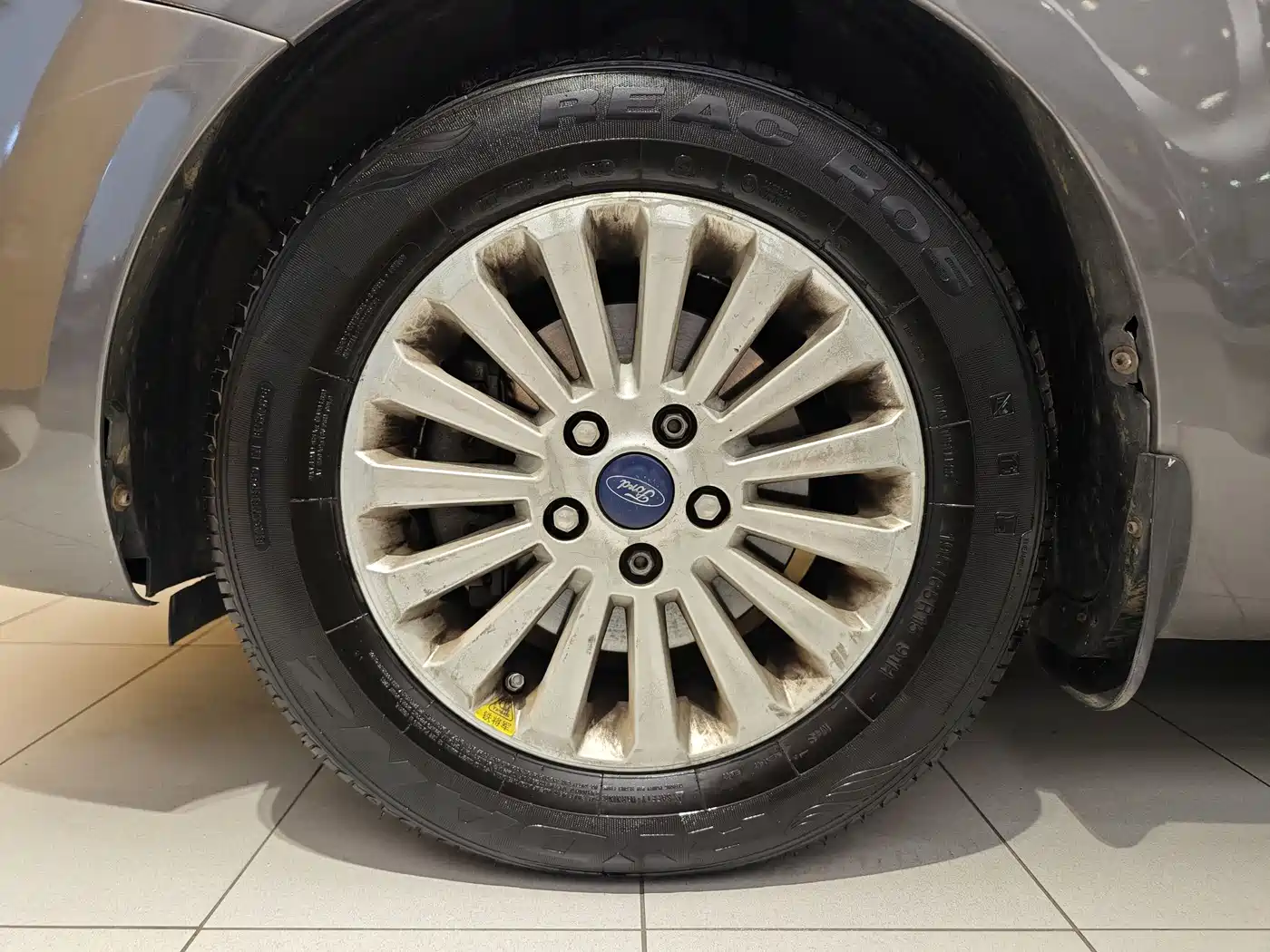 Фото 5 - Ford Focus