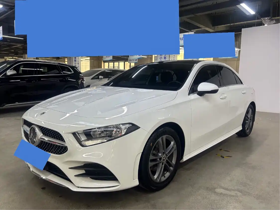 Mercedes-Benz A-Class 2022 A 180 L Sport Sedan фото 3