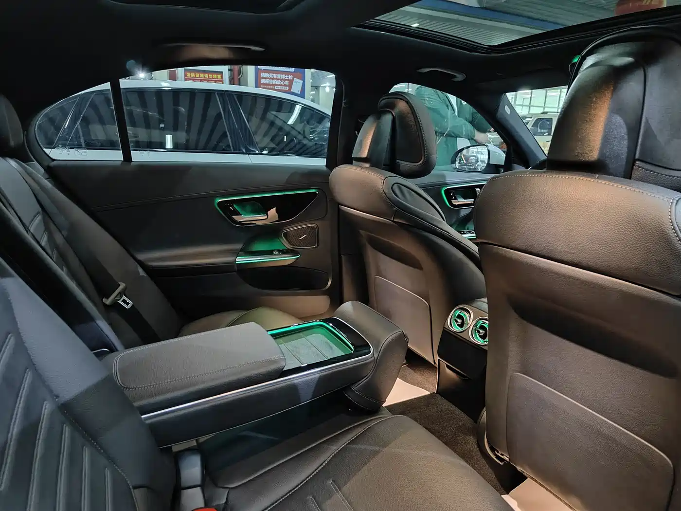 Mercedes-Benz C-Class 2024 C 260 L Sport фото 18