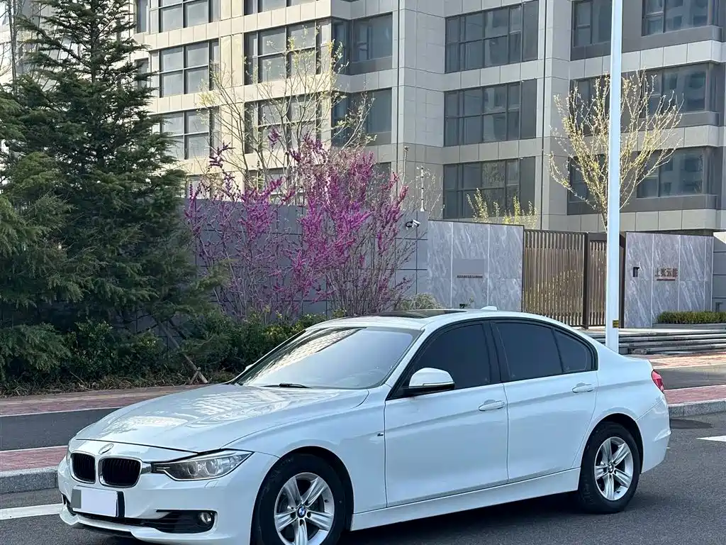 BMW 3 Series 2014 320i Sport Design Package