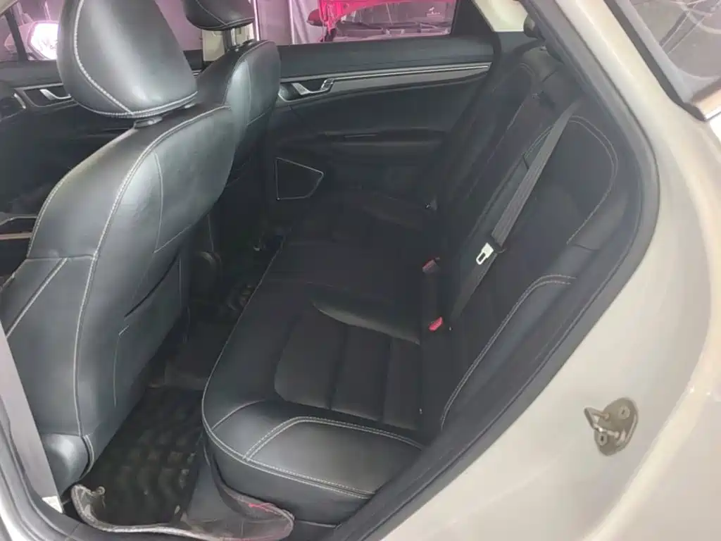 Geely Emgrand GS 2016 2016 Elegance Edition 1.3T Automatic Premium