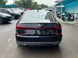 صورة 7 - Volkswagen Passat