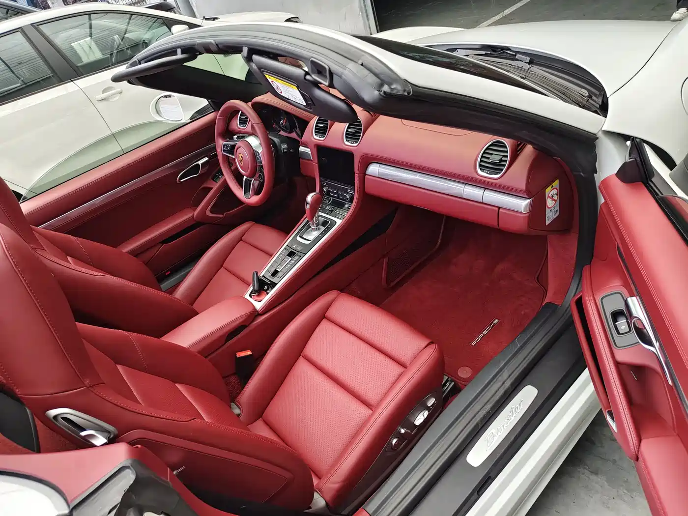 Porsche 718 2018 Boxster 2.0T фото 7
