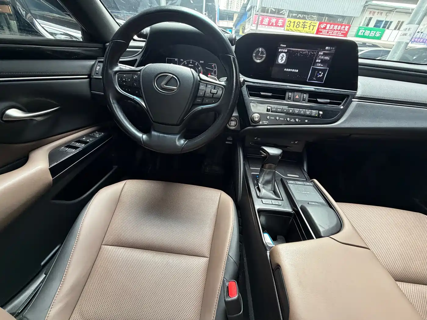 Lexus ES 2021 200 Excellence Edition фото 26