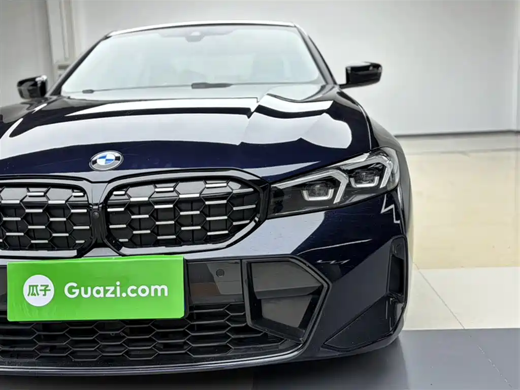 BMW 3 Series 2023 325Li M Sport Black Night Package фото 17