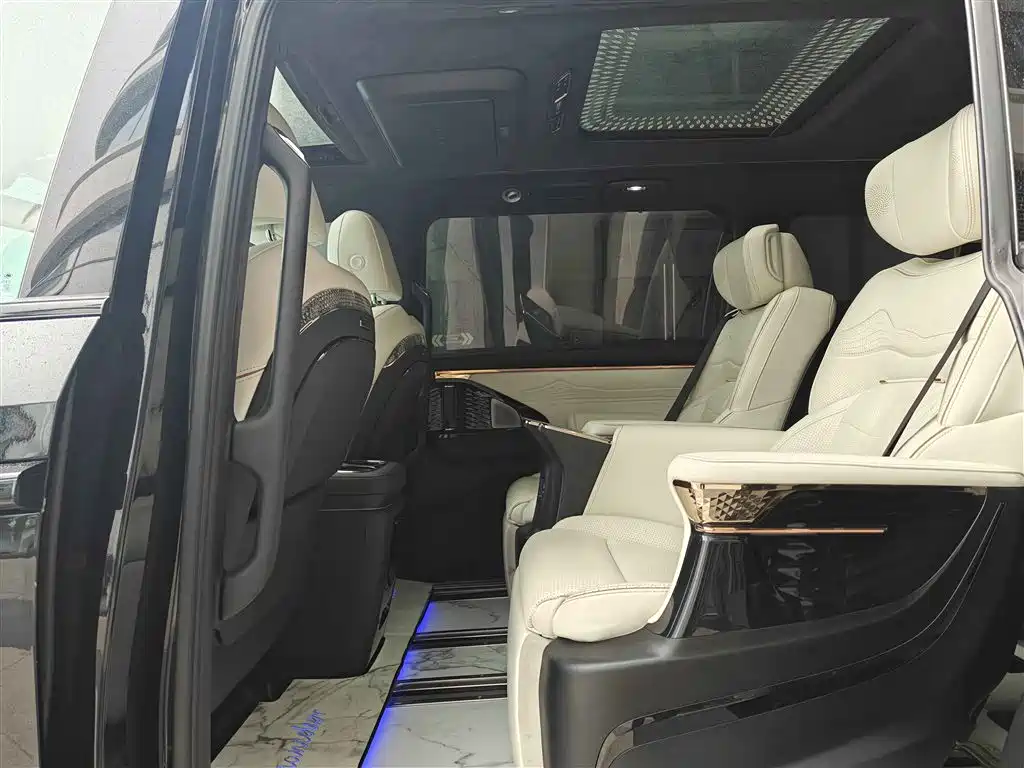 GAC Trumpchi Trumpchi M8 2023 Model Master Series Hybrid Royal Edition фото 10