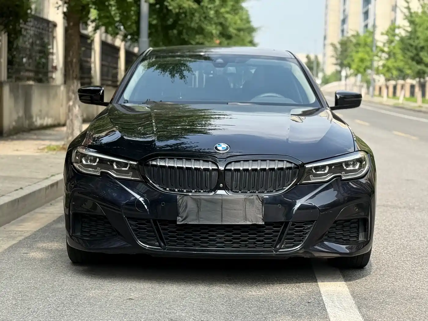 BMW 3 Series 2021 325i M Sport Night Edition фото 2