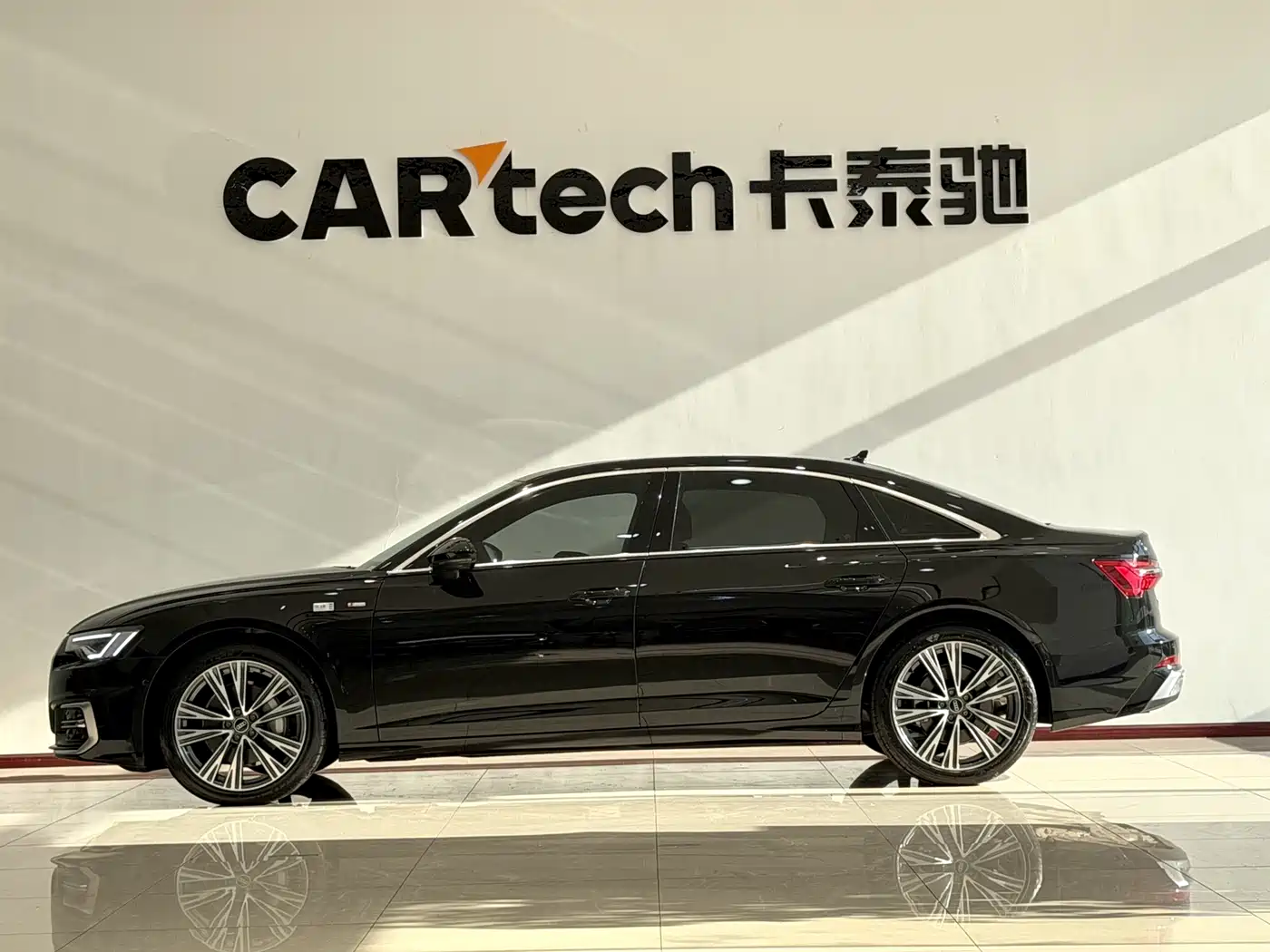 Audi A6L 2026 Model Year 45 TFSI Premium Dynamic фото 4