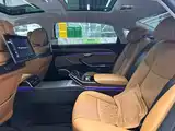 Фото 9 - Audi A8