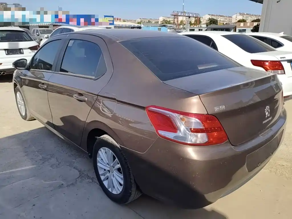 Photo 5 - Peugeot 301