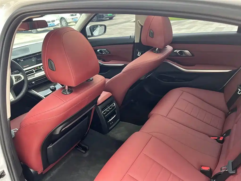BMW 3 Series 2021 325Li M Sport Package фото 12