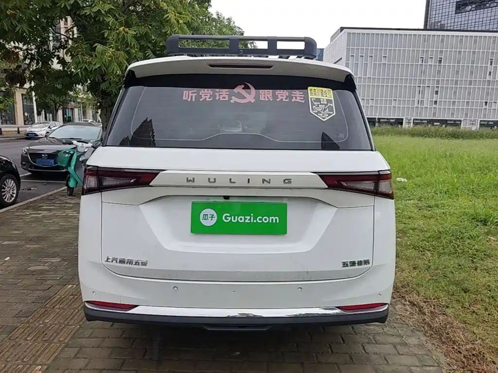 Wuling Motors Wuling Jiachen 2023 2022 1.5T Manual Comfort Vitality