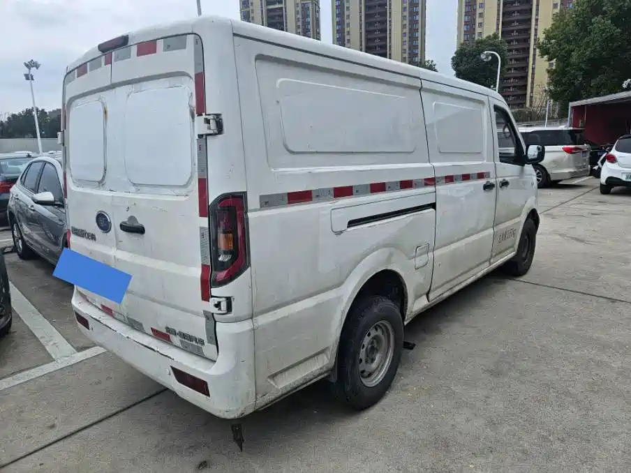 FOTON ERA EV6