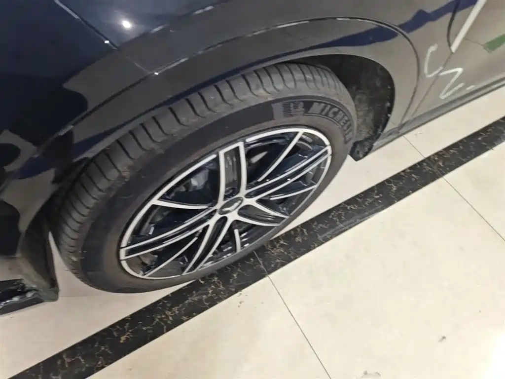Voyah Auto Voyah Zhiyin 2025 Base фото 23