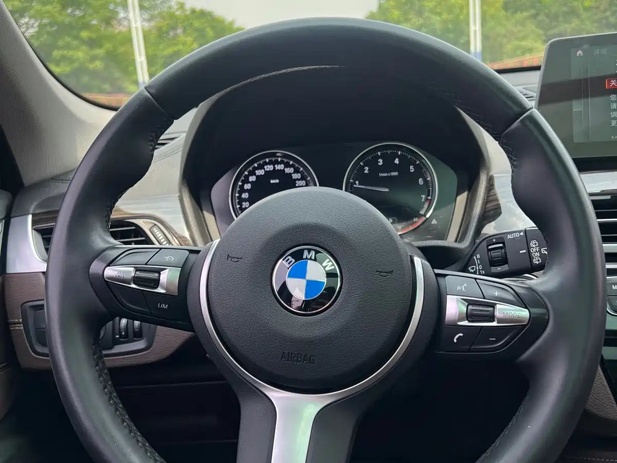 BMW X1 2021 Facelift xDrive25Li Premium фото 14