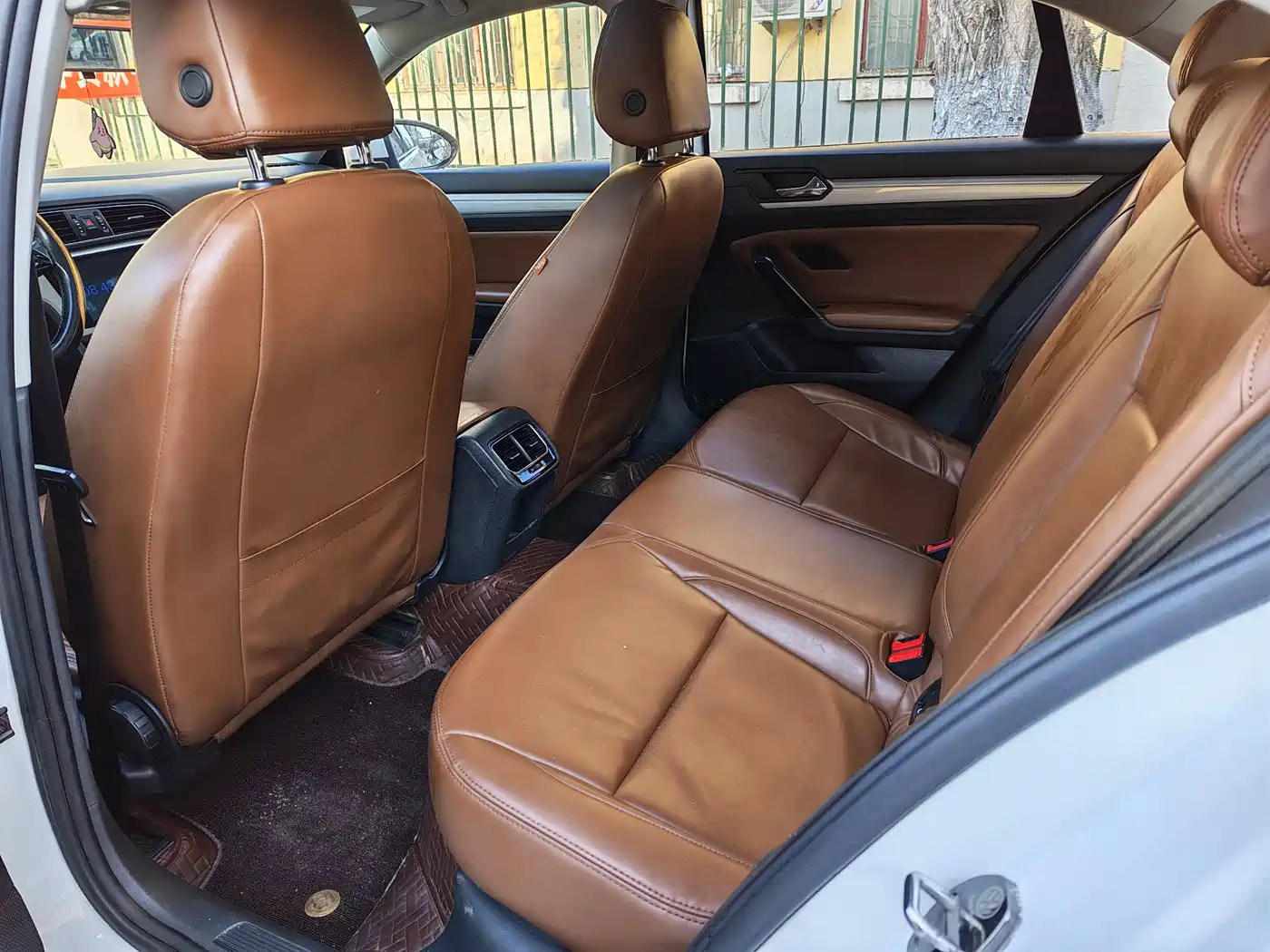 Volkswagen Lamando 2017 230TSI DSG Trend Edition фото 10
