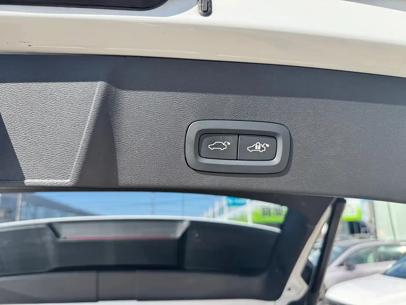 Volvo XC40 2024 2024 B3 Smart Elite Luxury Edition