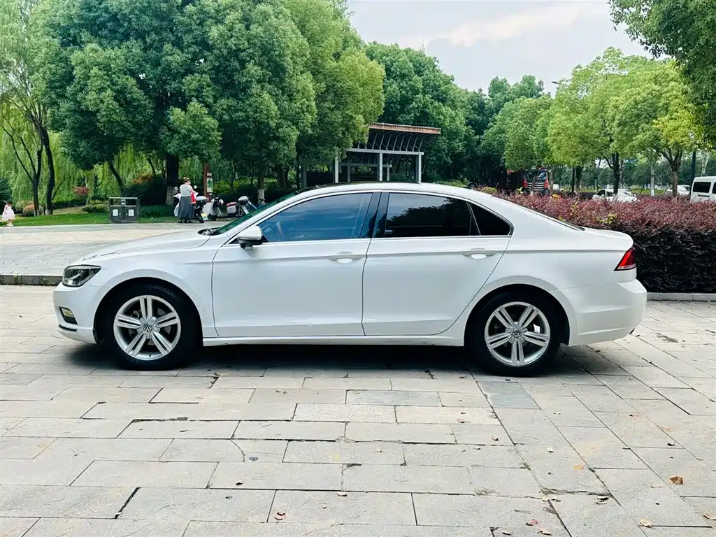 Volkswagen Lamando 2015 280TSI DSG Comfort фото 13