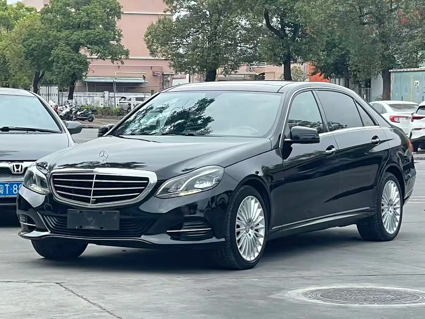 Mercedes-Benz E-Class 2015 Facelift E 260 L