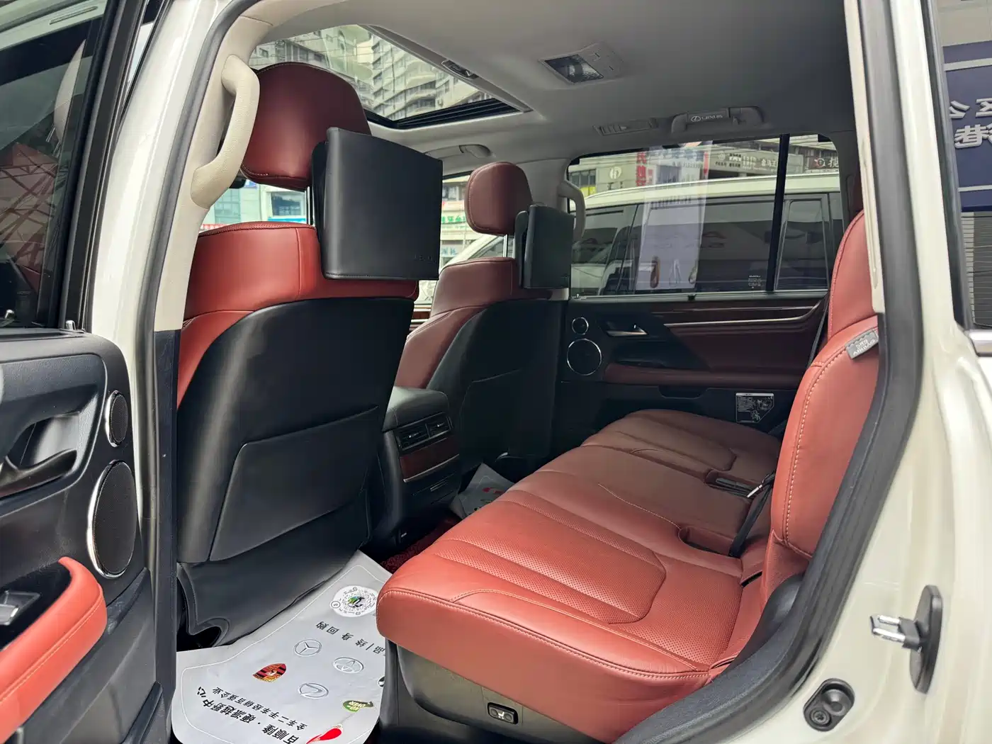 Lexus LX 2019 570 Prestige Luxury Edition фото 15