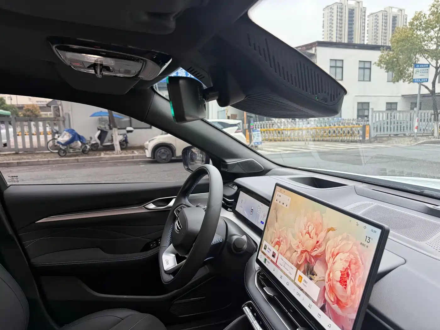 GEELY AUTOMOBILE XINGRUI