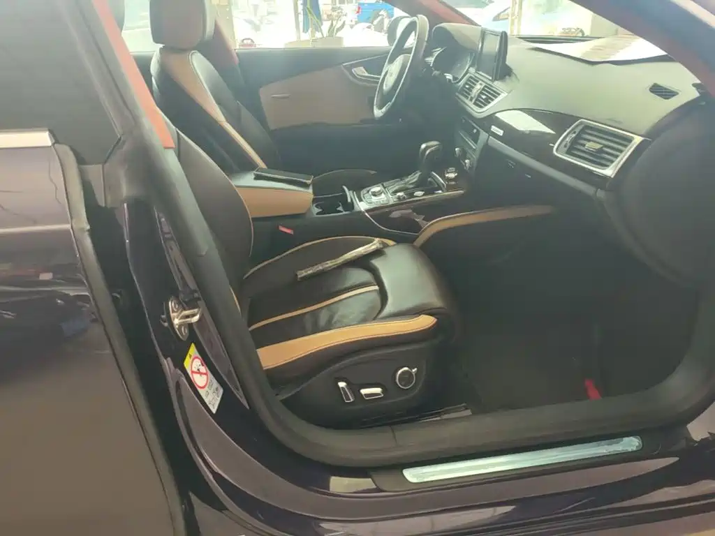 Фото 25 - Audi A7