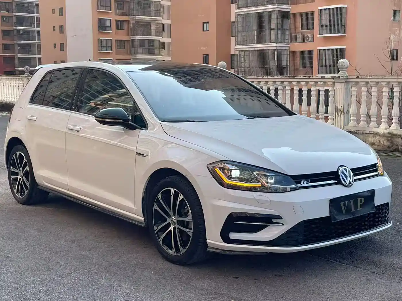 Volkswagen Golf 2019 280TSI DSG R-Line China VI фото 3