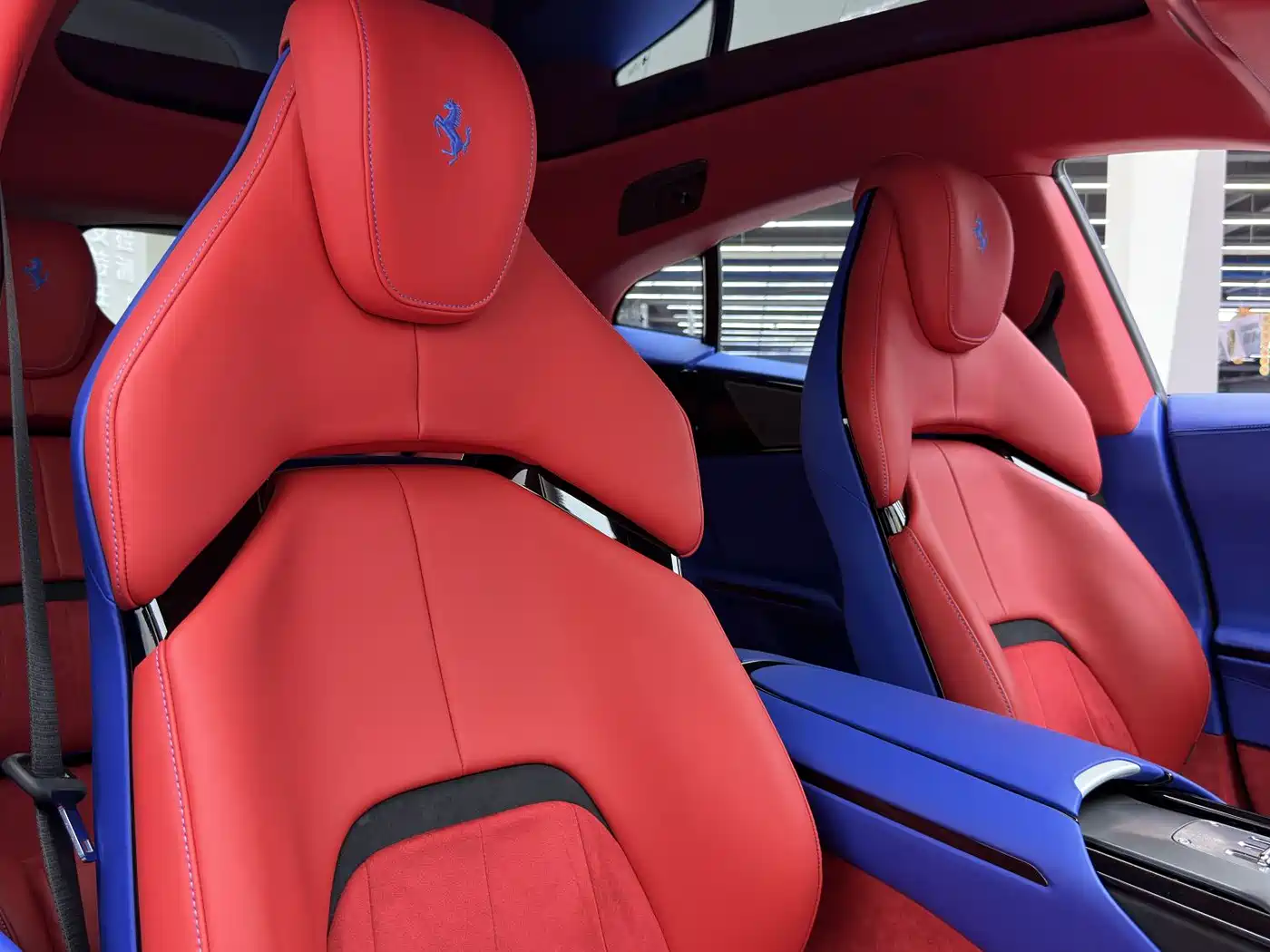 Ferrari Purosangue 2025 2023 6.5L V12