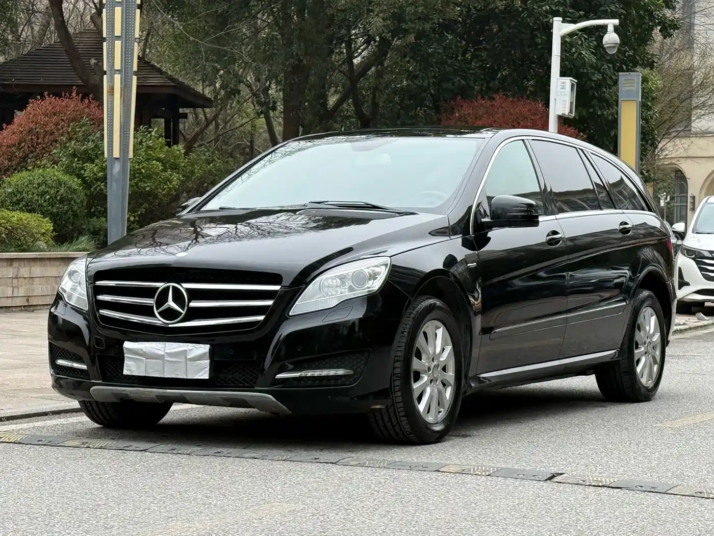 Mercedes-Benz R-Class 2017 R 320 4MATIC Business Collector's Edition фото 3