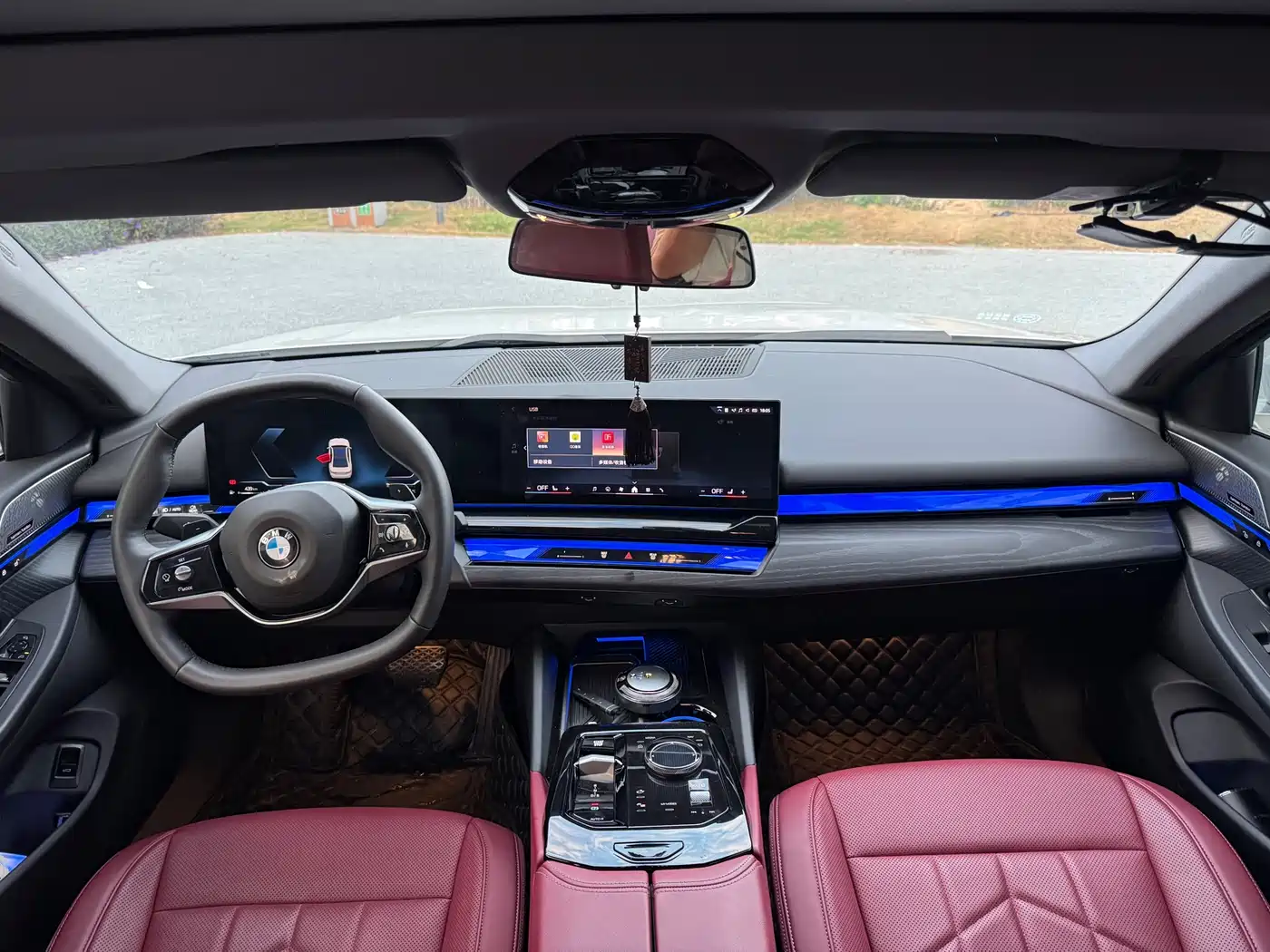 BMW 5 Series 2024 530Li Leading Model Luxury Package фото 8