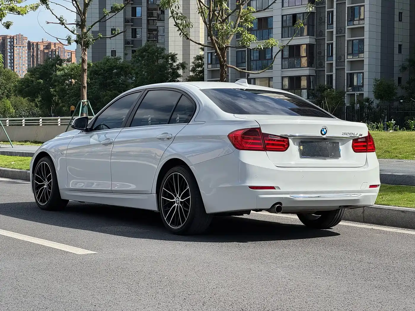 BMW 3 Series 2015 320Li Super Joy Fashion фото 15