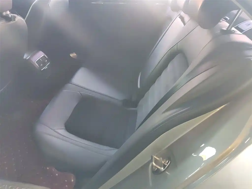 Volkswagen Sagitar 2015 230TSI Automatic Luxury фото 17