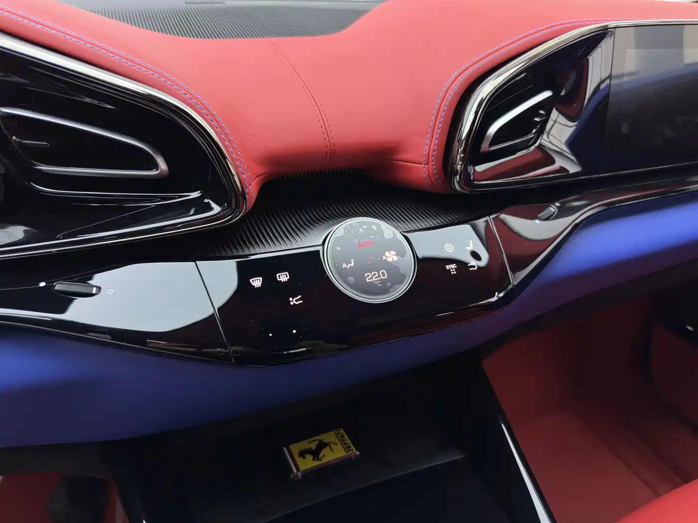 Ferrari Purosangue 2025 2023 6.5L V12