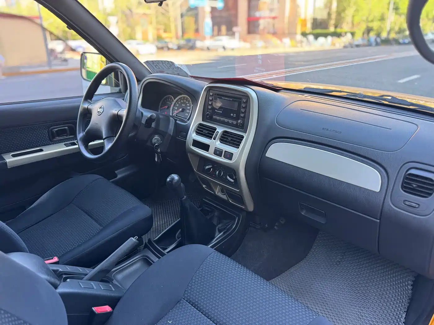 Nissan Paladin 2013 2.4L 4WD Standard China V фото 9
