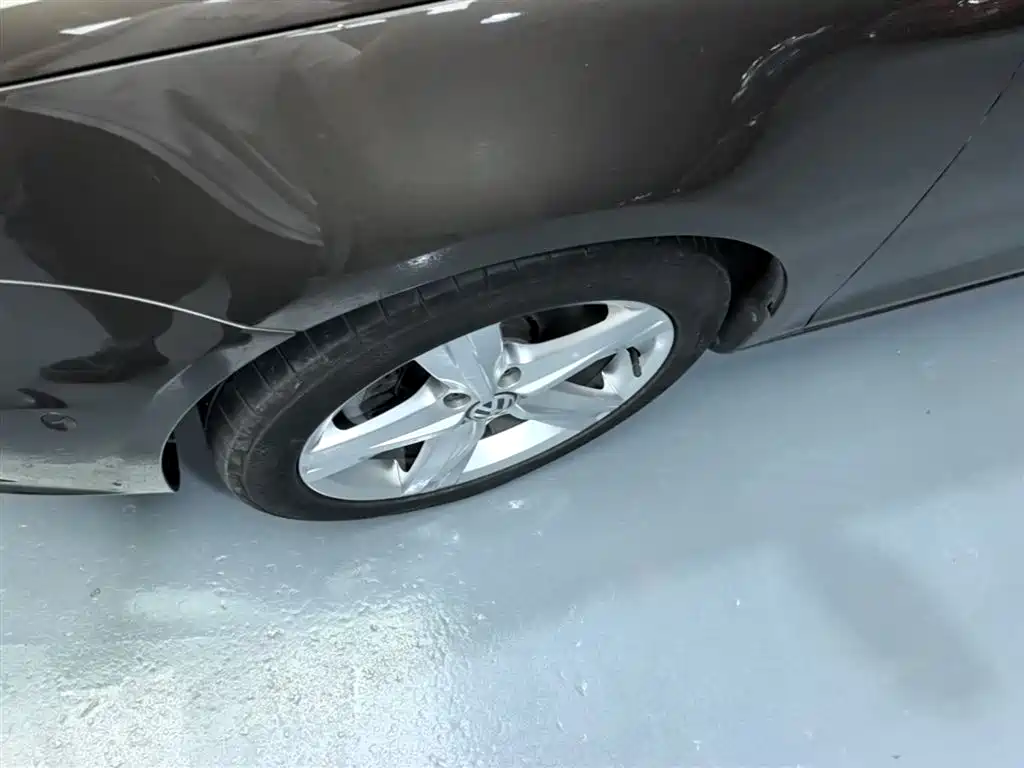 Volkswagen Eos 2011 Model 2.0TSI фото 23