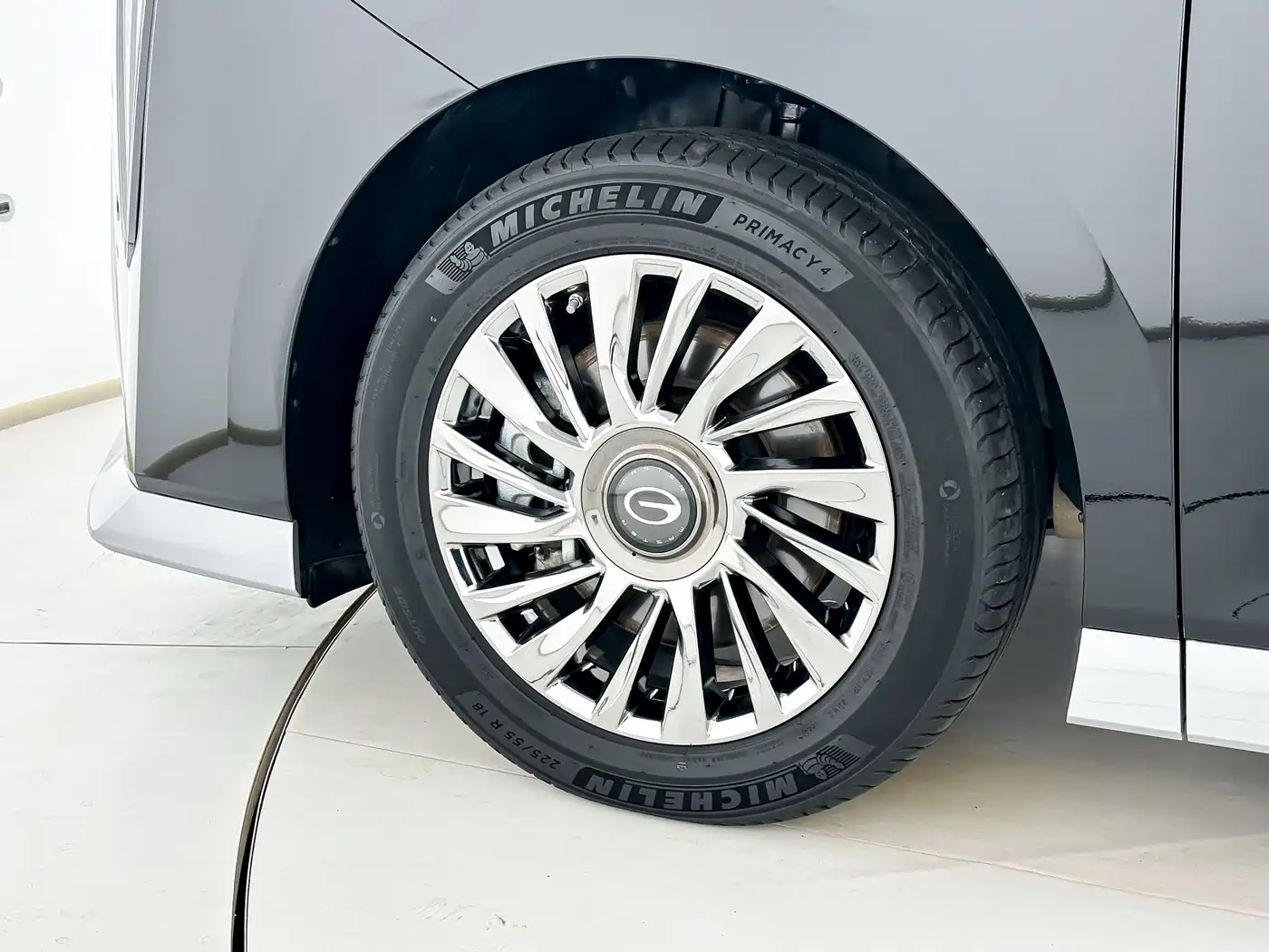 GAC Trumpchi Trumpchi M8 2023 Model Master Series 400T Ultimate Edition фото 8