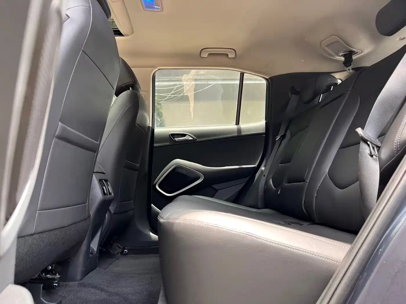 Hyundai Beijing Hyundai ix35 2019 2.0L Automatic 2WD Zhiyong·Smooth Enjoy China VI фото 9