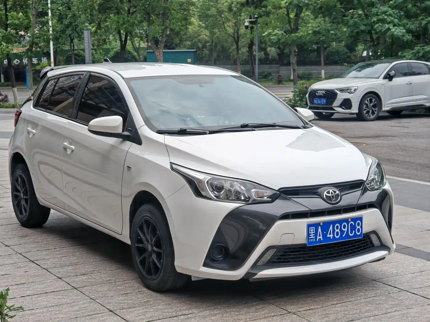 Toyota YARiS L Zhi Xuan 2016 Facelift 1.5E CVT Charming Edition фото 3