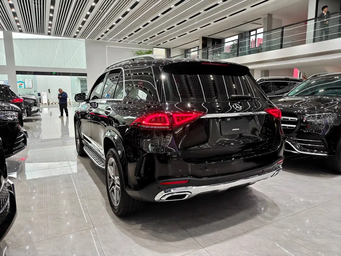 Mercedes-Benz GLE 2023 GLE 450 4MATIC Luxury фото 29