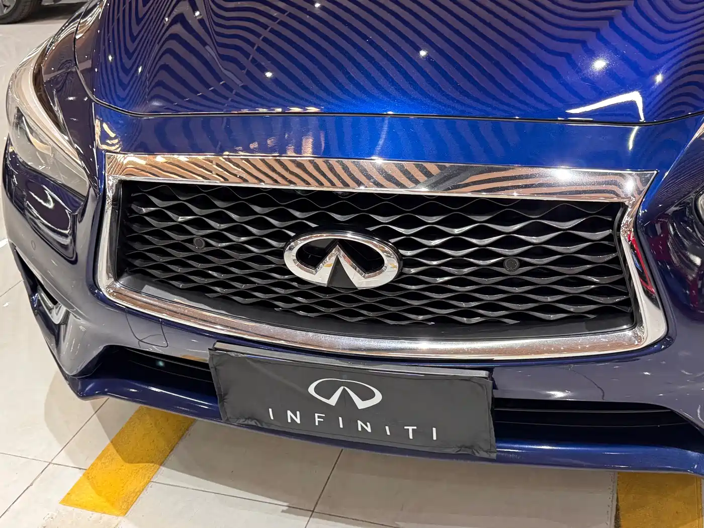 Infiniti Q50L 2021 2018 2.0T Premium Edition (China VI)