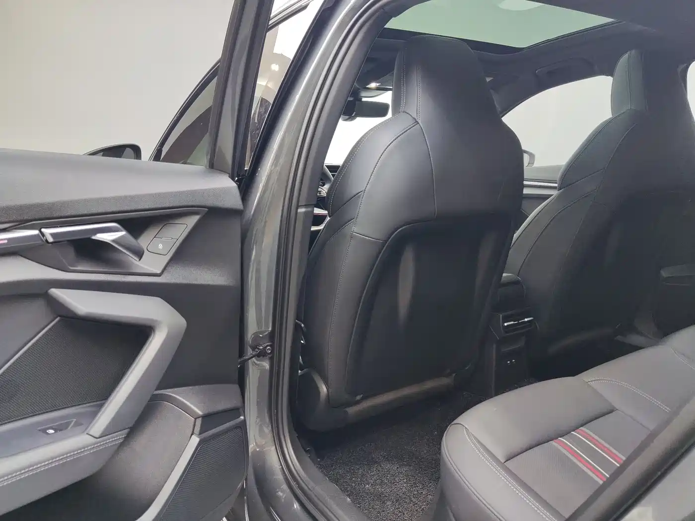 Audi A3 2022 A3L Limousine 35 TFSI Style Sport фото 9
