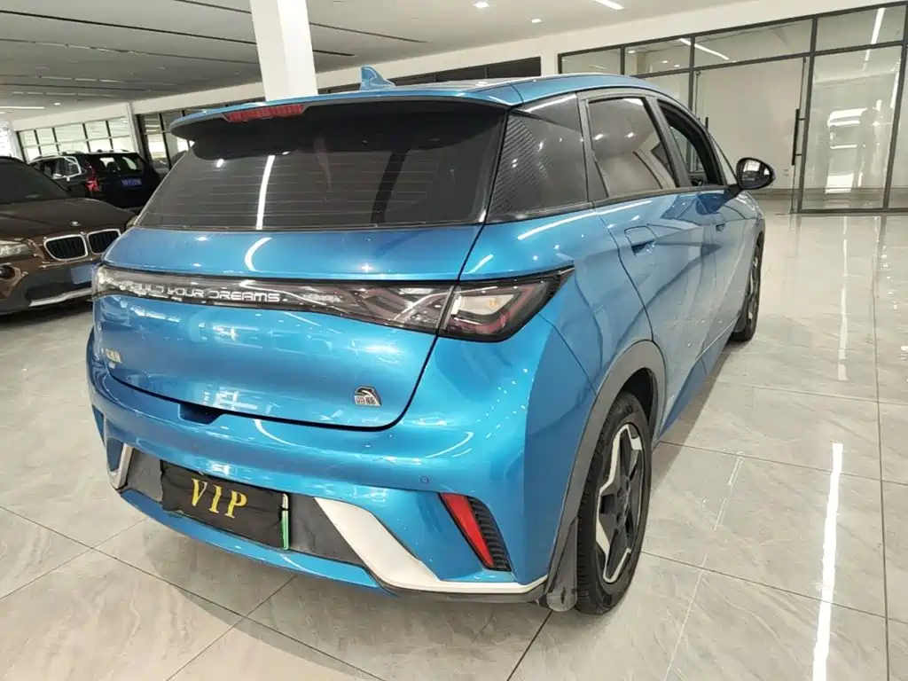 BYD Dolphin 2022 2021 Model 405km Fashion Edition
