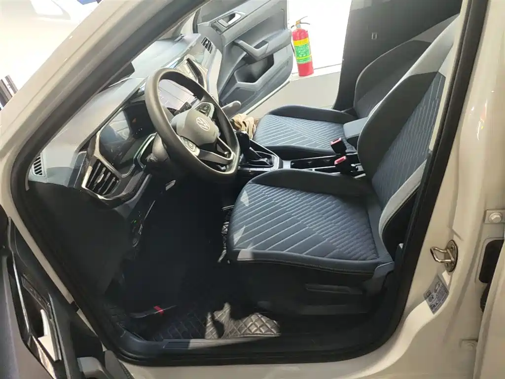 Volkswagen Lavida 2025 New Edge 1.5L Outstanding New Ease фото 15