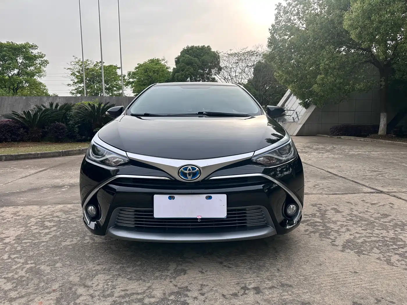 Toyota Levin 2017 Facelift Hybrid 1.8H GS E-CVT Elite Sunroof Edition China V фото 2