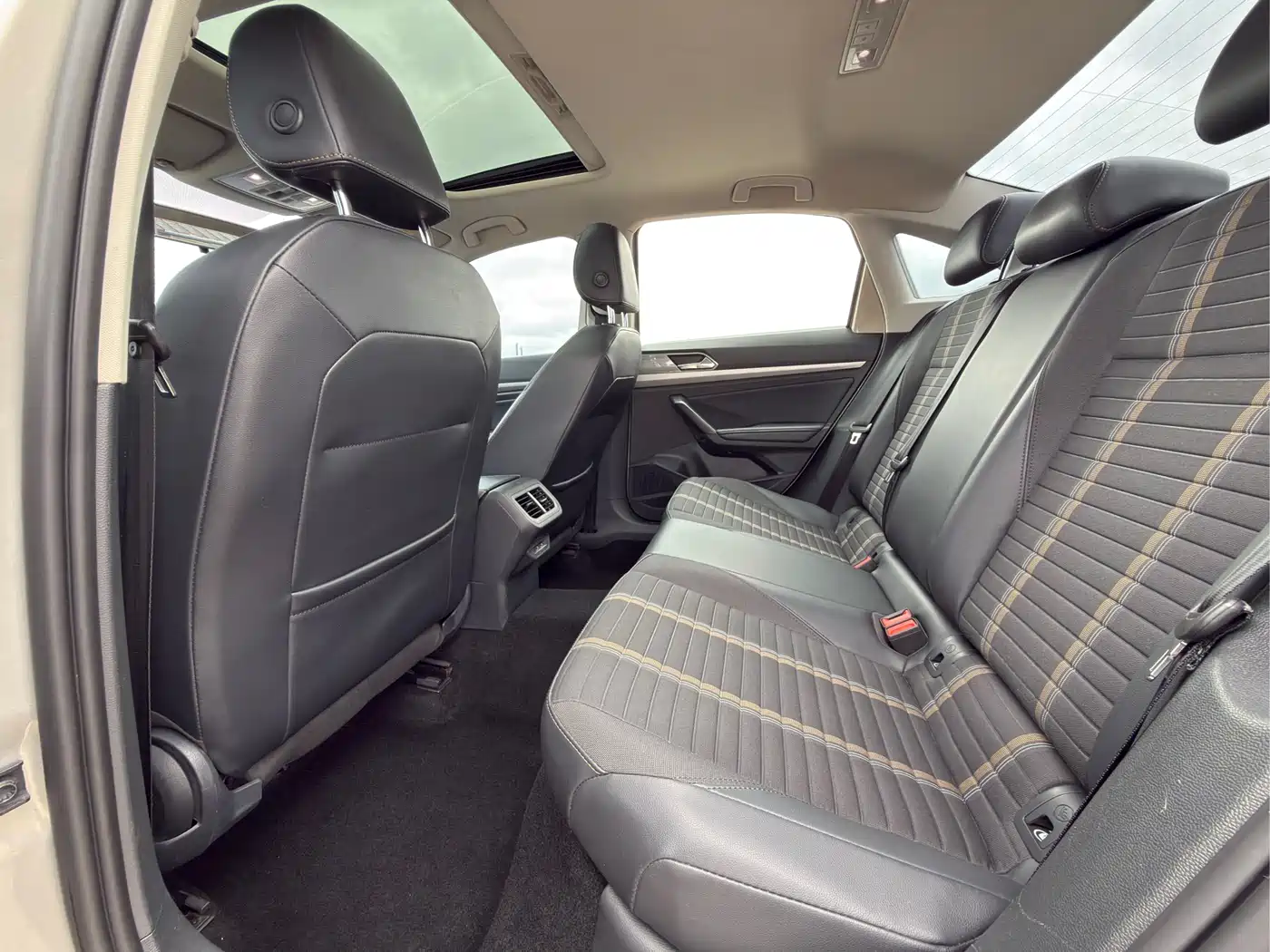 Volkswagen Lavida 2019 280TSI DSG Comfort Edition China VI фото 5