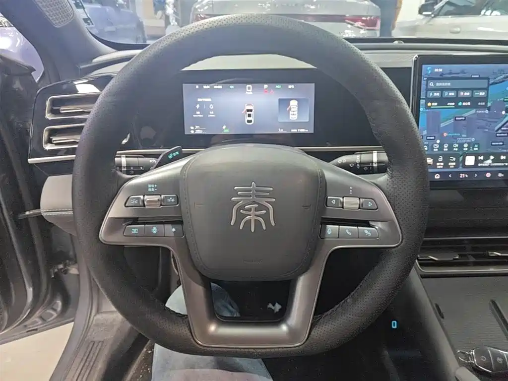 BYD Qin L 2025 DM-i Smart Drive 80KM Premium фото 11