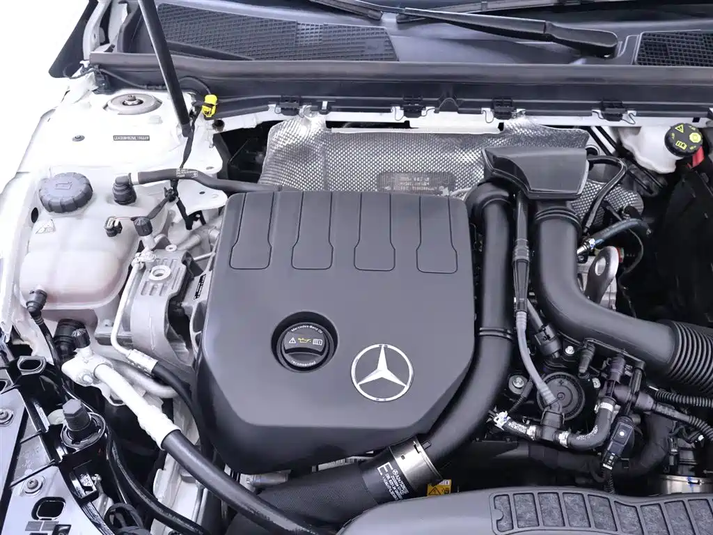 Mercedes-Benz A-Class 2021 A 200 L Sport Sedan Fashion Edition фото 24